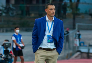 “Aucas es un rival de casi 80 años, no es fácil” (ENTREVISTA)