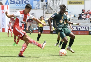 ¡El Mushuc Runa del Profe Éver Almeida RESCATÓ UN PUNTO jugando con uno menos en el Bellavista!