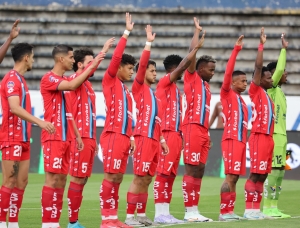 El Nacional al borde del colapso: Se confirma el embargo de su complejo en Tumbaco y la crisis toca fondo