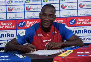 ¡Luis Caicedo vive su segunda juventud con el Atlético Huila!