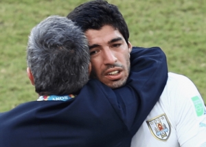 Luis Suárez y Godín sacan lágrimas con su despedida para el Maestro Tabárez (VIDEO)