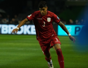 ¡NO ENTRA EN EL JUEGUITO! Piero Hincapié pasa del debate Quito - Guayaquil para la localía de La Tri