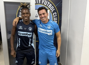 ¿Metió retro por su indirecta contra el Ídolo? (VIDEO)