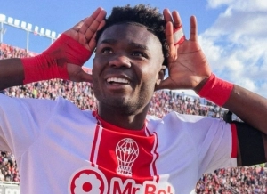 Jordy Caicedo desata la locura monumental al burlarse de San Lorenzo y ser rebautizado por Huracán