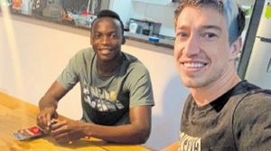 Los unió el Deportivo Cuenca, el fútbol y su fe