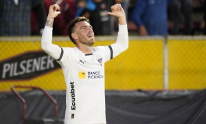 ¡Liga alcanzó a darle gusto a Luis Zubeldía con un último fichaje! (OFICIAL)