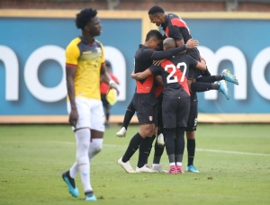 La Mini Tri cayó en un nuevo amistoso (FOTOS)