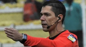 arbitro Mario Diaz