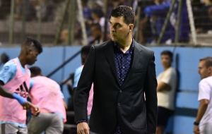 ¡LigaPro sancionó a Emelec con una durísima multa por la pancarta contra Rescalvo! (OFICIAL)