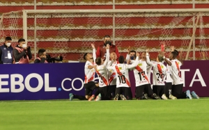Always Ready le hace sentir la altura al cuadro de Corinthians (VIDEO)