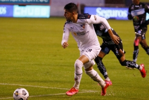 Desgarrador momento para el Chavito (VIDEO)