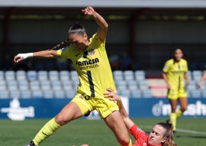 TUMBARON A LAS PUNTERAS: Ligia Moreira brilla en la remontada que le da el triunfo al Villarreal