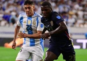 Moises Caicedo sel 22