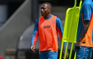 ¿QUÉ LE PASÓ? La EX PROMESA de Independiente del Valle, Neicer Acosta se quedó en el extranjero y su futuro es INCIERTO