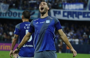 LOS GOLES QUE TANTA FALTA LES HACE, fueron vistos YA ENTRENANDO en Emelec