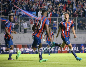 ¡LA AKD SE LA JUEGA! Deportivo Quito aguanta su invicto en la ida y lo DEFINE TODO en el Atahualpa