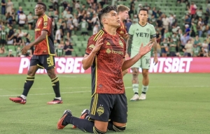 Al menos unos minutos le dieron a Xavier Arreaga en Seattle Sounders
