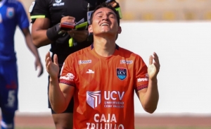 ¡Faenón de David Vélez en goleada de la UCV en Perú! (VIDEO)