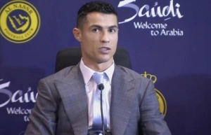 Cristiano Ronaldo 9