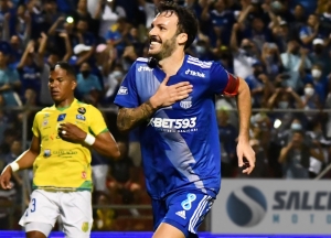 Emelec deberá designar a un nuevo capitán para la nueva temporada