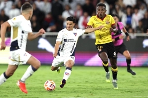 Alexander Alvarado 10