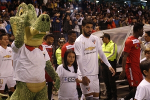 ¿Y cómo queda el contrato de Gastón con el Rey de Copas?