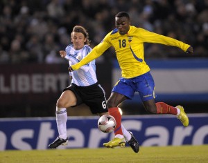 ¿Camisetazo con Dinamita? “Avanzadas las conversaciones”