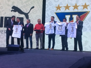 Reconocimiento a Leyendas del Rey de Copas