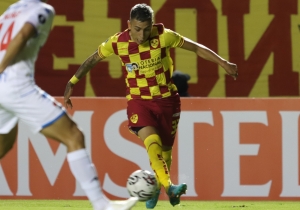 NO DURÓ MUCHO LA DISTANCIA: Mario Sanabria REGRESA a Aucas y en el sur ya lo celebran como en los viejos tiempos