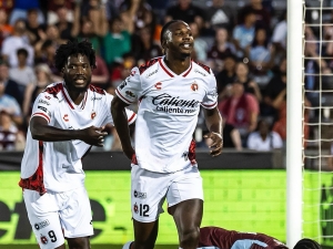 FUERZA ÁEREA ECUATORIANA: ¡Jackson Corozo metió un Golazo de Cabeza en la Liga MX!