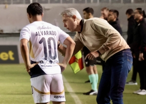 ¡LA PRIMERA ARENGA de Tiago Nunes como DT de LDU para Debutar con Remontada en Ecuador!