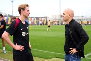 ¡Agónica clasificación de la Roja que gana su Grupo!