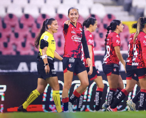 ¡La Seleccionada Ecuatoriana Karen Flores APORTÓ CON GOLAZO Y ASISTENCIA en enorme victoria del Atlas!