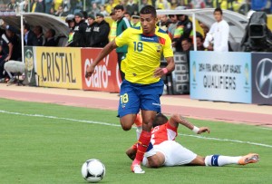 Troeló a quien ahora es su directivo (FOTO)