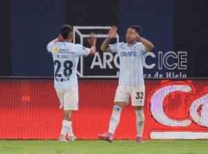 Dijo que se iba de Mushuc Runa por cansancio y APARECIÓ ESTE VIERNES en Universidad Católica