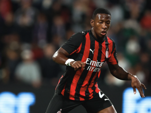 ¡EL VIRUS FIFA LO PERSIGUE! Pervis Estupiñán fuera otra vez y el AC Milán va a perder el mando del Calcio