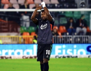 EMBALADO PARA LA SELECCIÓN: ¡Yeboah deja huella aportando su 4 asistencia en victoria del Venezia!