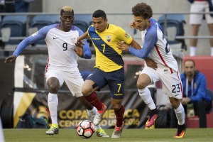 TURBINA ESTALLA Y SE VA DE FRENTE: Jefferson Montero apunta al bajo nivel de Ecuador y el manejo de Beccacece