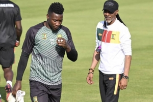 ¡Escándalo en Camerún por pelea entre el DT y su Arquero Titular!