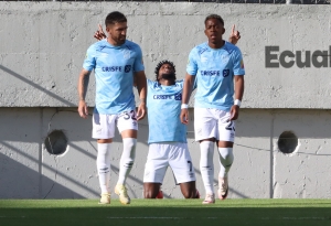 Puntería afinada en la Universidad Católica que golea a Técnico Universitario con manita incluida