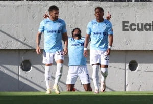 Puntería afinada en la Universidad Católica que golea a Técnico Universitario con manita incluida
