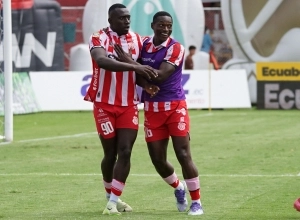 El Rodillo despertó: Técnico Universitario liquida su sequía goleadora y respira en la tabla de posiciones