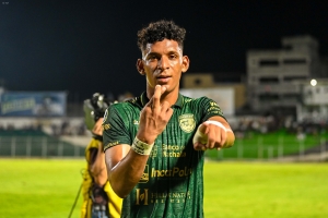 Agonía y gloria en Machala: El desahogo de Orense tras tumbar a Libertad FC en el último suspiro