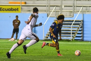 ¡LA CIUDAD ES AZUL Y AMARILLA! Delfín se adueñó del clásico manabita y la fiesta fue total