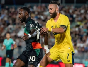 John Yeboah se viste de figura con magistral cabezazo y asistencia para que Venezia siga en Coppa Italia