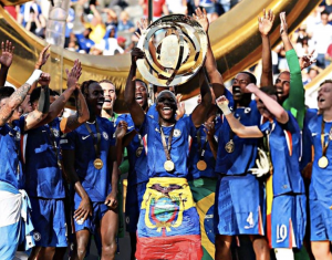FIEL A SUS RAÍCES: ¡El Plato Ecuatoriano con el que Moisés Caicedo celebró ser Campeón del Mundo!
