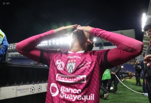 “Al fin podemos celebrar”, Michael Hoyos destacó la seriedad del proyecto IDV para llegar al segundo título nacional