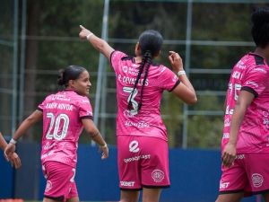 Las candidatas no fallan en la Superliga Femenina: Sendas victorias de Dragonas IDV, Liga y Barcelona