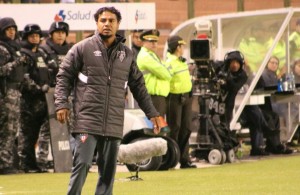 “YA DESCARADOS… ¿Y si era BSC el perjudicado? ¡Si te JALAN la camiseta en el área, ES PENAL!”