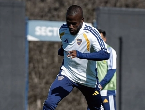 Énner Valencia le manda un mensaje al Mundo Boca Juniors tras sus primeros días en La Bombonera